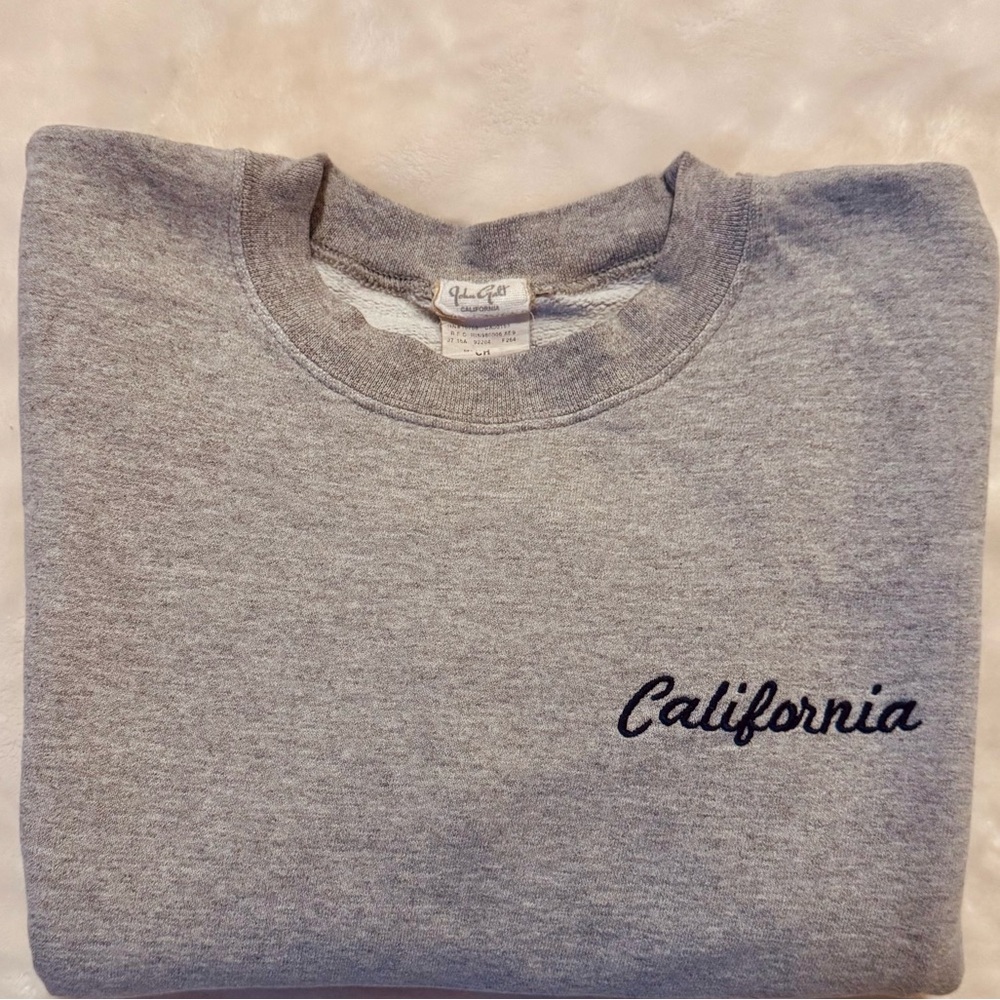 John Galt / Brandy Melville Gray California Cropped Crew Neck Sweatshirt